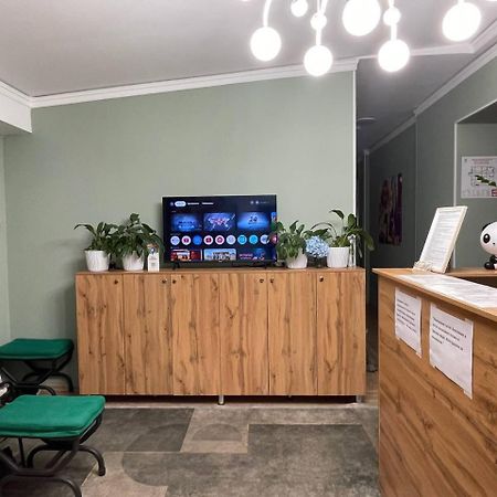 אלמטי Hostel Nomad מראה חיצוני תמונה