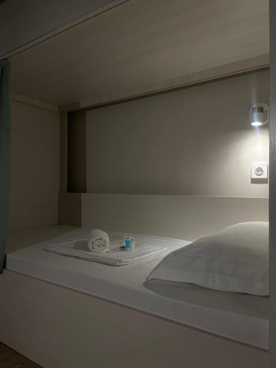 אלמטי Hostel Nomad מראה חיצוני תמונה