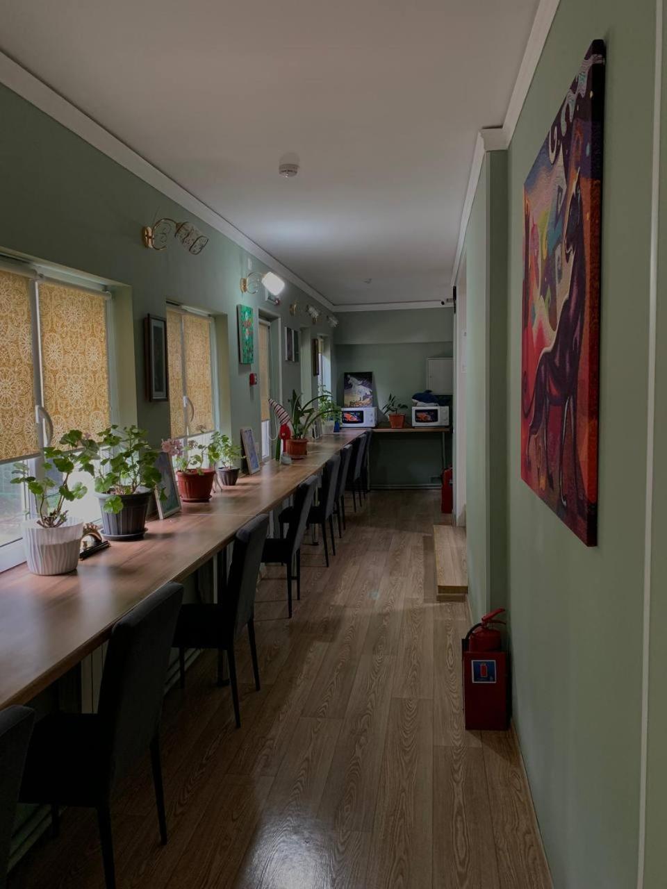 אלמטי Hostel Nomad מראה חיצוני תמונה